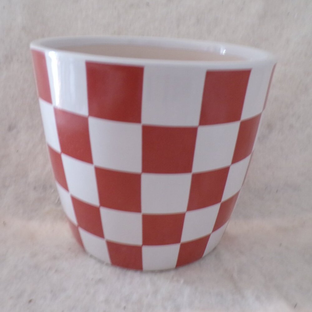 Checkered Pattern Red / White Ceramic Flower Pot Planter New
